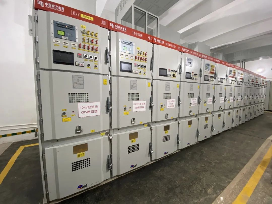���������35kV��կ�䡰һ��˳�ء�ˢ�¹���